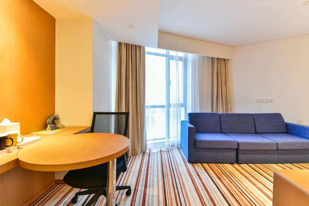 Holiday Inn Express Shanghai Jiading Industry Park By Ihg Dış mekan fotoğraf